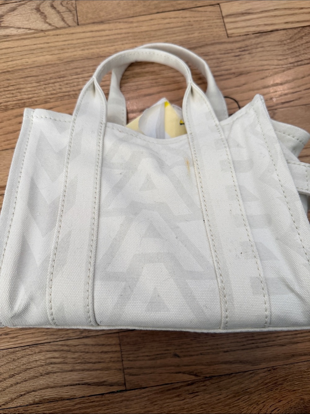 Marc Jacobs Small Canvas Tote in Off-White - Picture 2 of 4